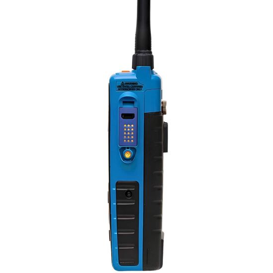 Radio PMR446 Entel DT952 met 15-pins connector voor oortjes en headsets