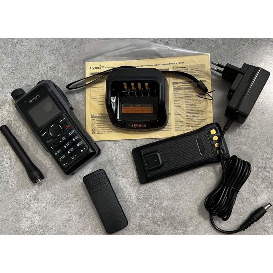 Hytera HP685 VHF - PTI Bluetooth GPS - talkie walkie avec licence - HP685GBTV1 - unboxing
