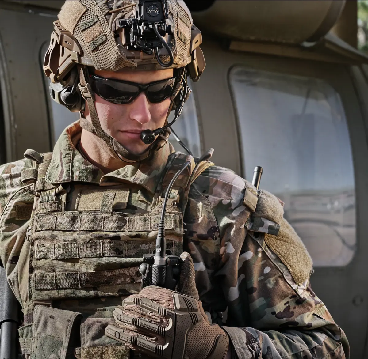 3M PELTOR ComTac 9 NIB Groen